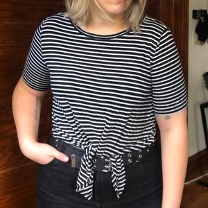 Black and white tie front t-shirt